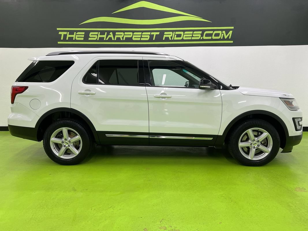 Used 2016 Ford Explorer XLT AWD/4WD image 11