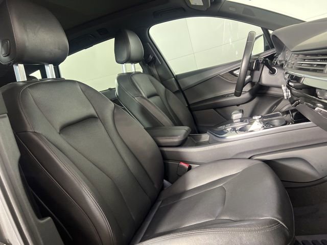 Used 2017 Audi Q7 3.0T Prestige image 13