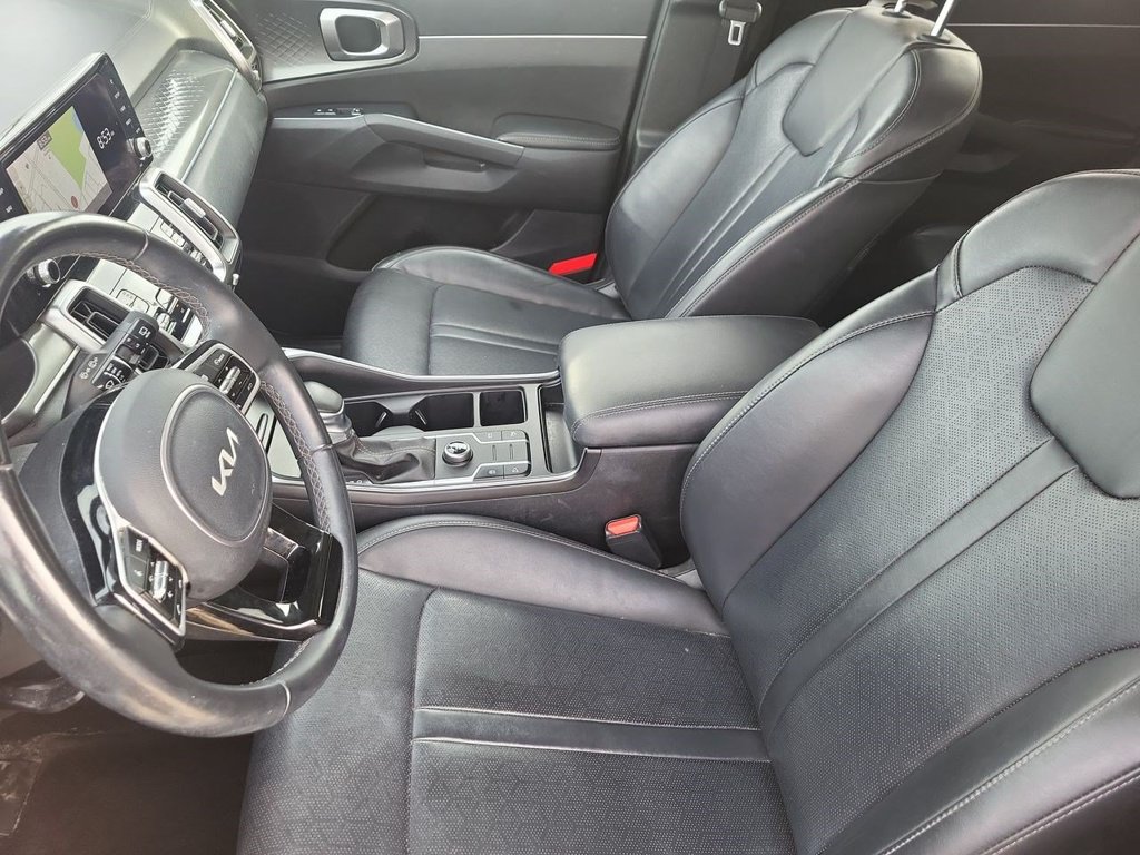 Used 2023 Kia Sorento S w/ Panoramic Sunroof Package FWD image 26