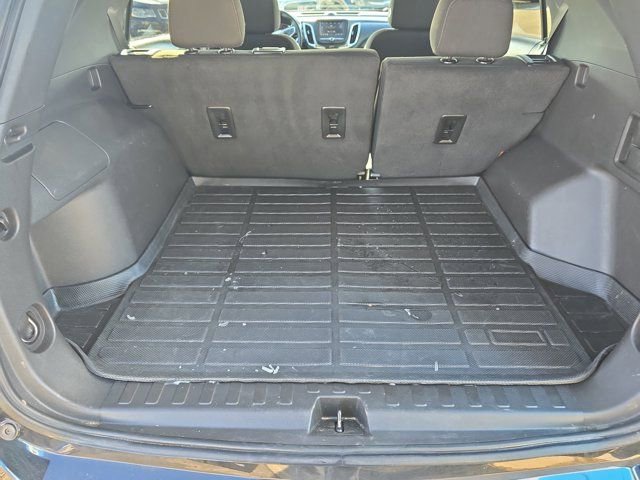 Used 2023 Chevrolet Equinox LT image 14