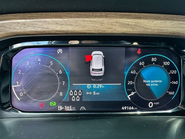 Used 2025 Volkswagen Atlas SE FWD image 17