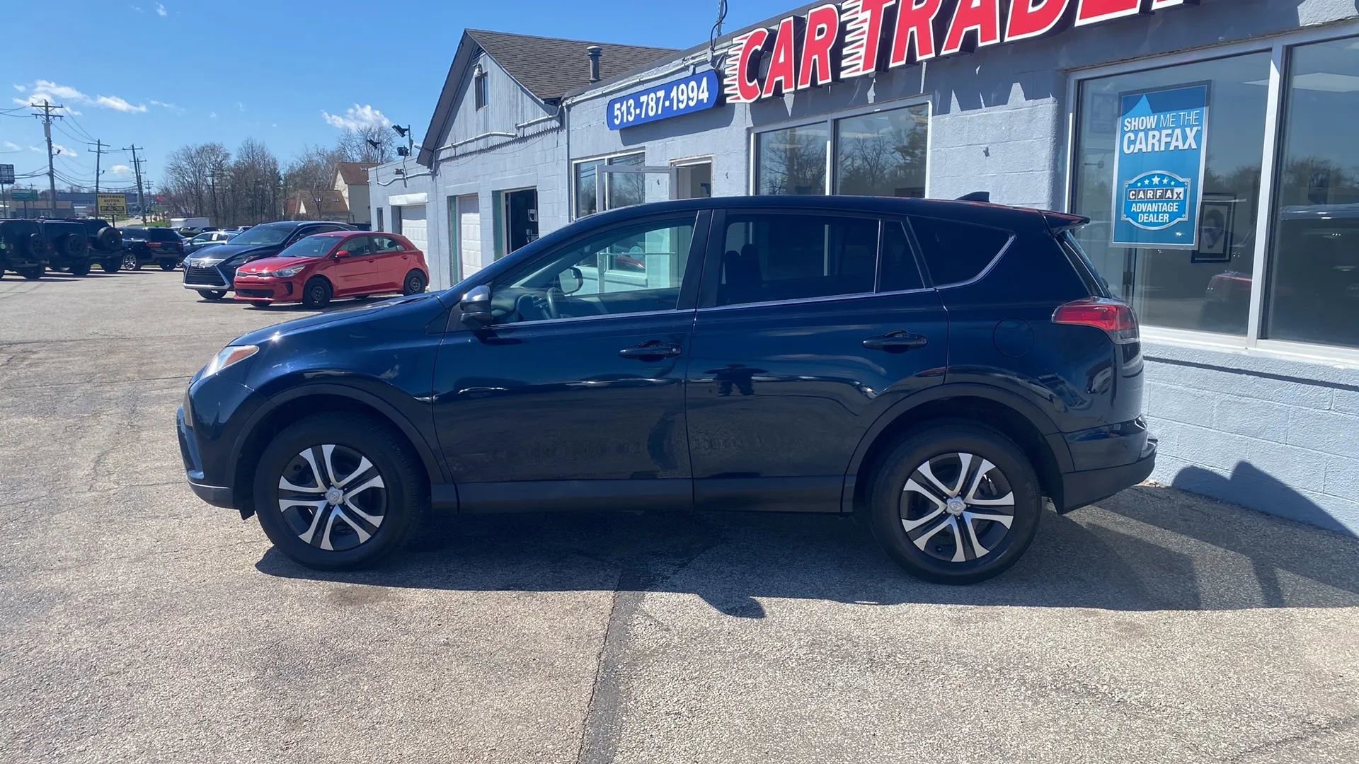 Used 2018 Toyota RAV4 LE w/ All Weather Liner Package image 7