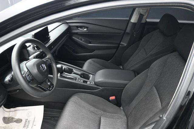 Used 2023 Honda Accord EX image 23