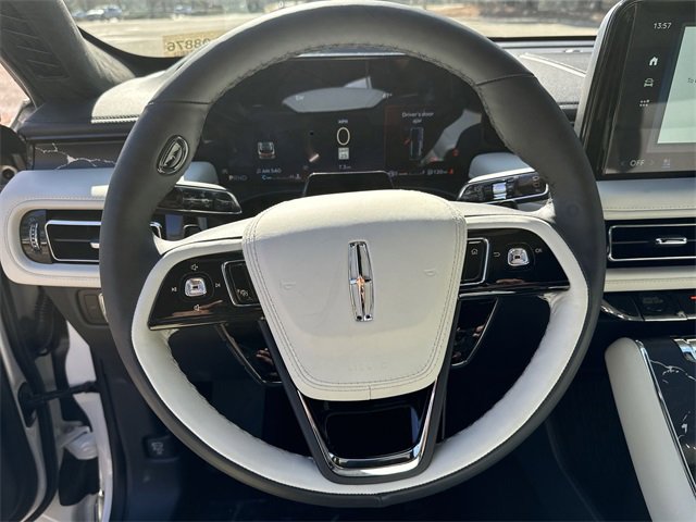 New 2026 Lincoln Aviator Black Label w/ Dynamic Handling Package image 14