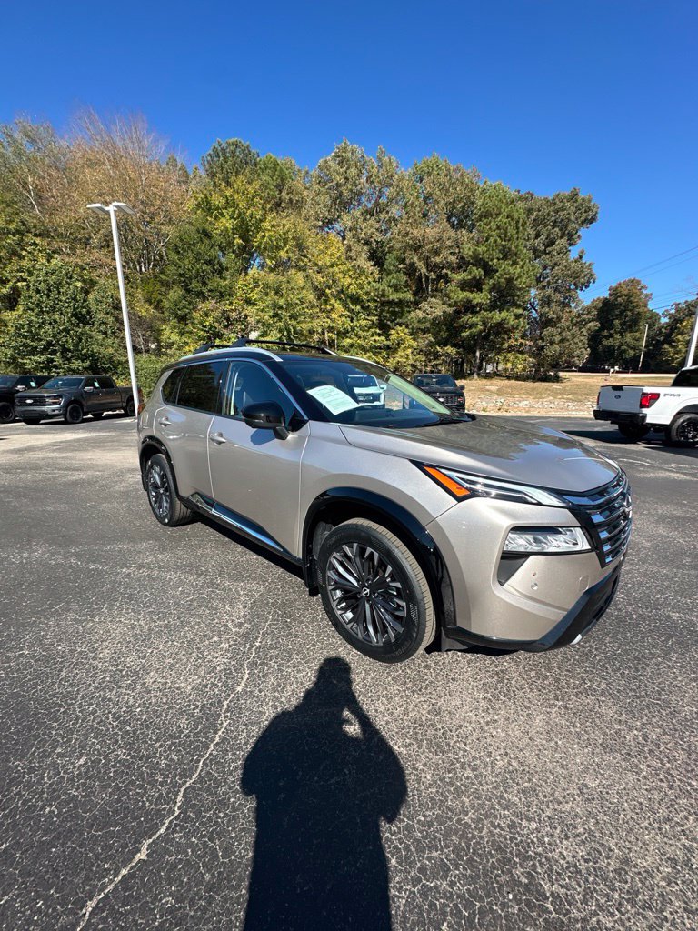 Used 2026 Nissan Rogue Platinum w/ Platinum Premium Package AWD/4WD image 8