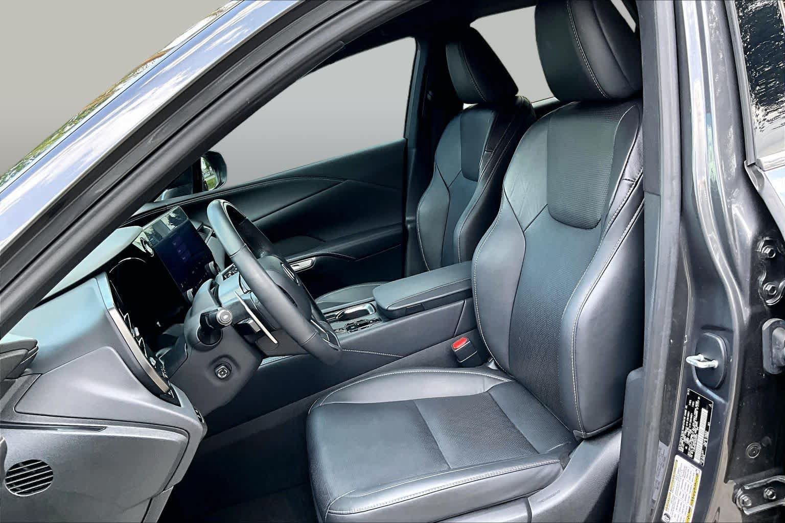 Used 2024 Lexus RX 350 Premium Plus w/ Convenience Package FWD image 8