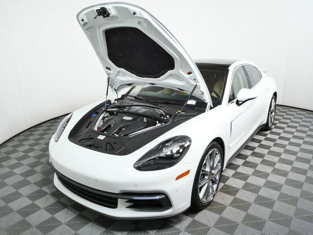Certified 2018 Porsche Panamera 4S AWD/4WD image 34