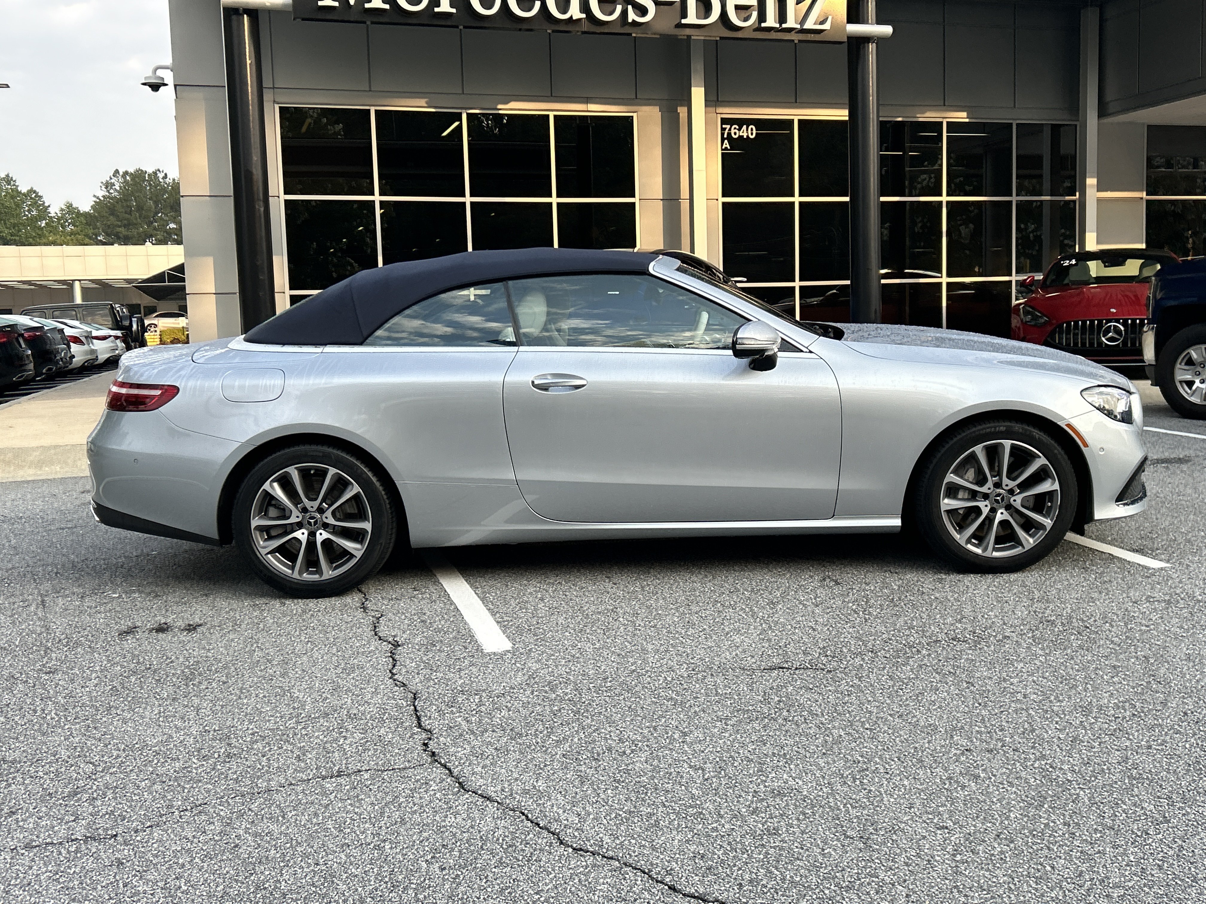 Used 2023 Mercedes-Benz E 450 Cabriolet image 8