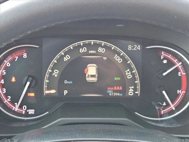 Used 2020 Toyota RAV4 Limited image 24