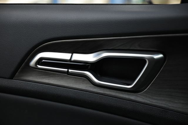 Used 2024 Kia Sportage X-Line w/ X-Line Premium Package image 15