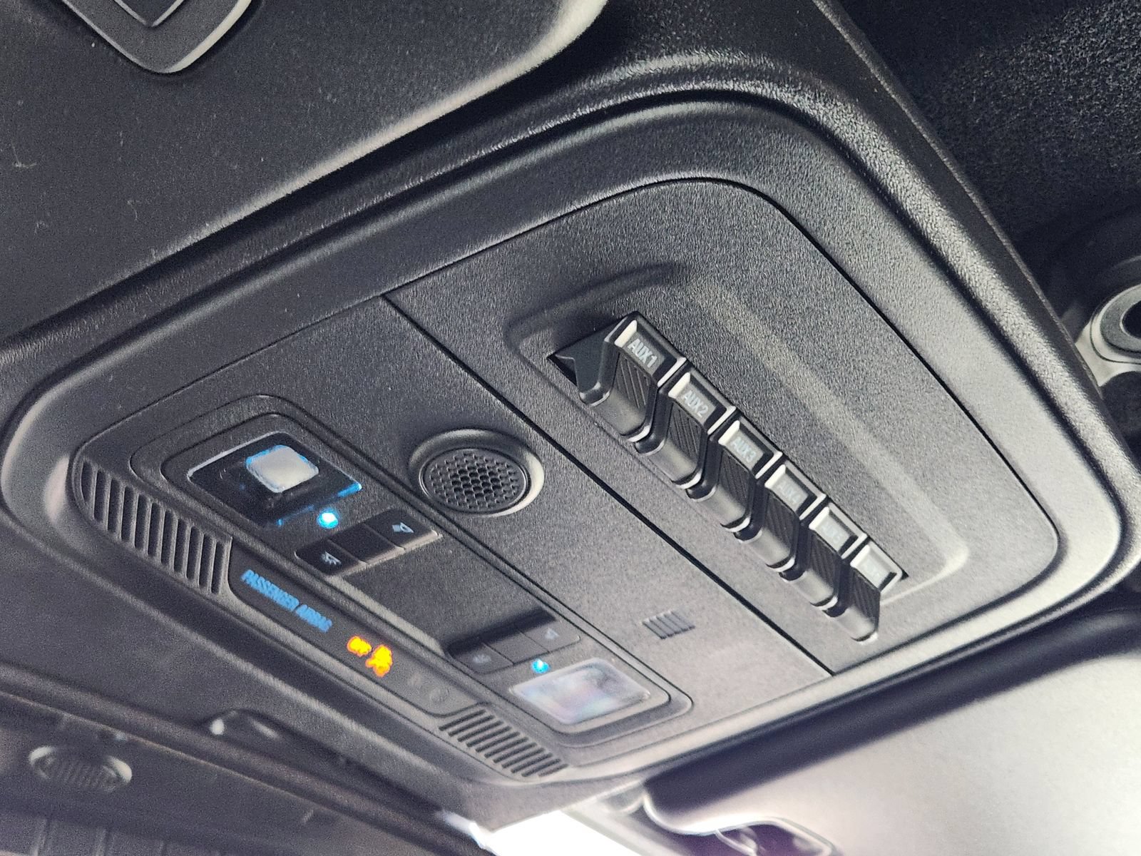 Used 2024 Ford Bronco Badlands AWD/4WD image 29