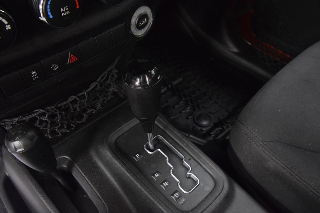 Used 2014 Jeep Wrangler Sport AWD/4WD image 22