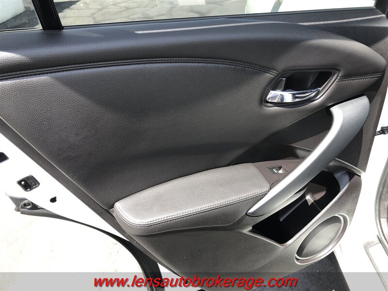 Used 2017 Acura RDX w/ Advance Package AWD/4WD image 17