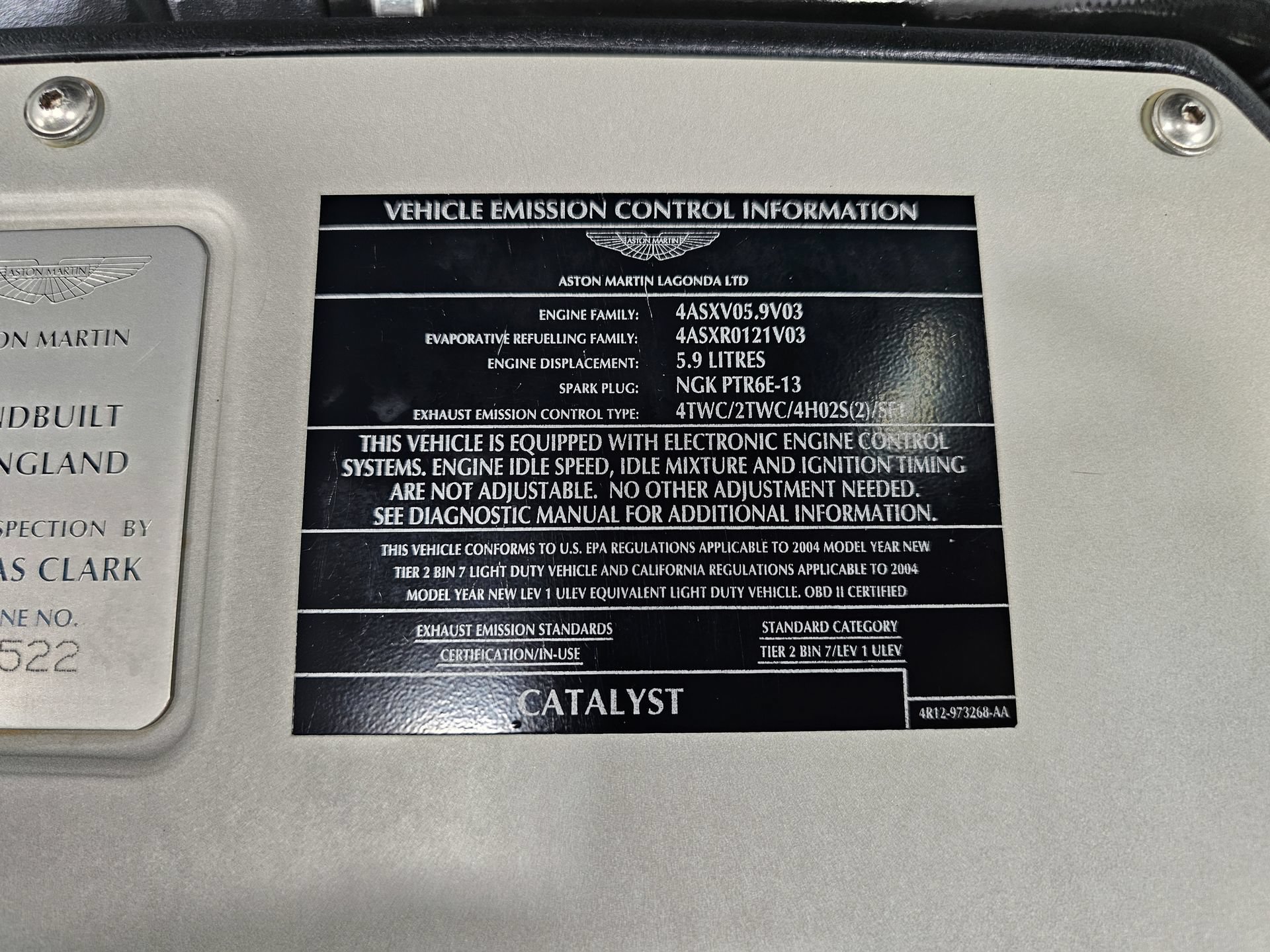 Used 2004 Aston Martin Vanquish RWD image 21