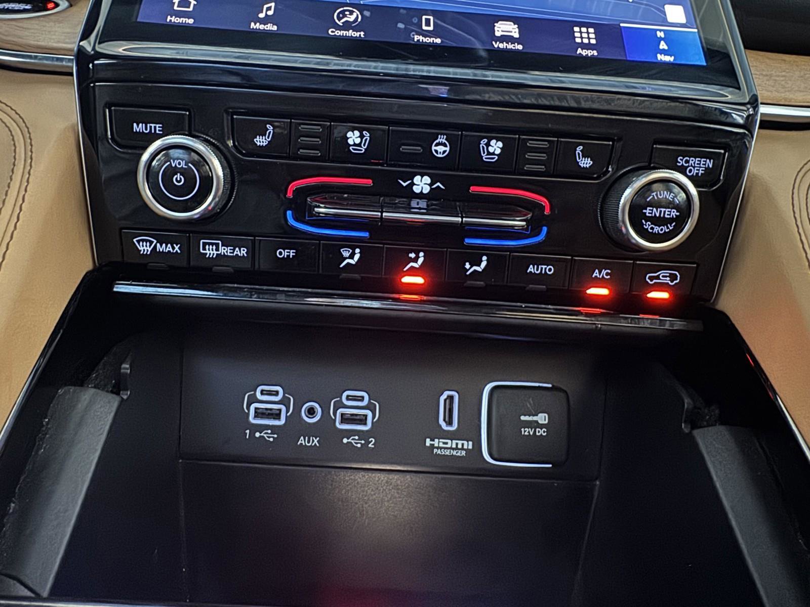 Used 2024 Jeep Grand Cherokee Summit image 17