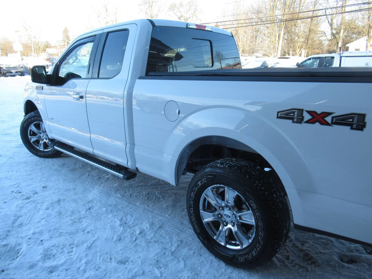 Used 2016 Ford F150 XLT w/ Equipment Group 302A Luxury image 12