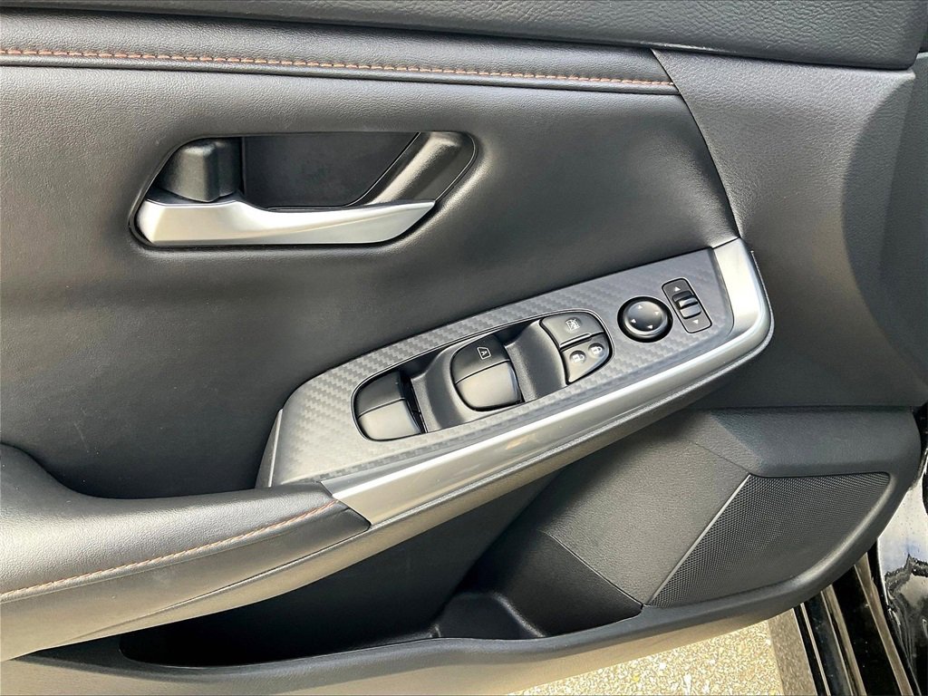 Used 2023 Nissan Sentra SR w/ Midnight Edition Package image 35