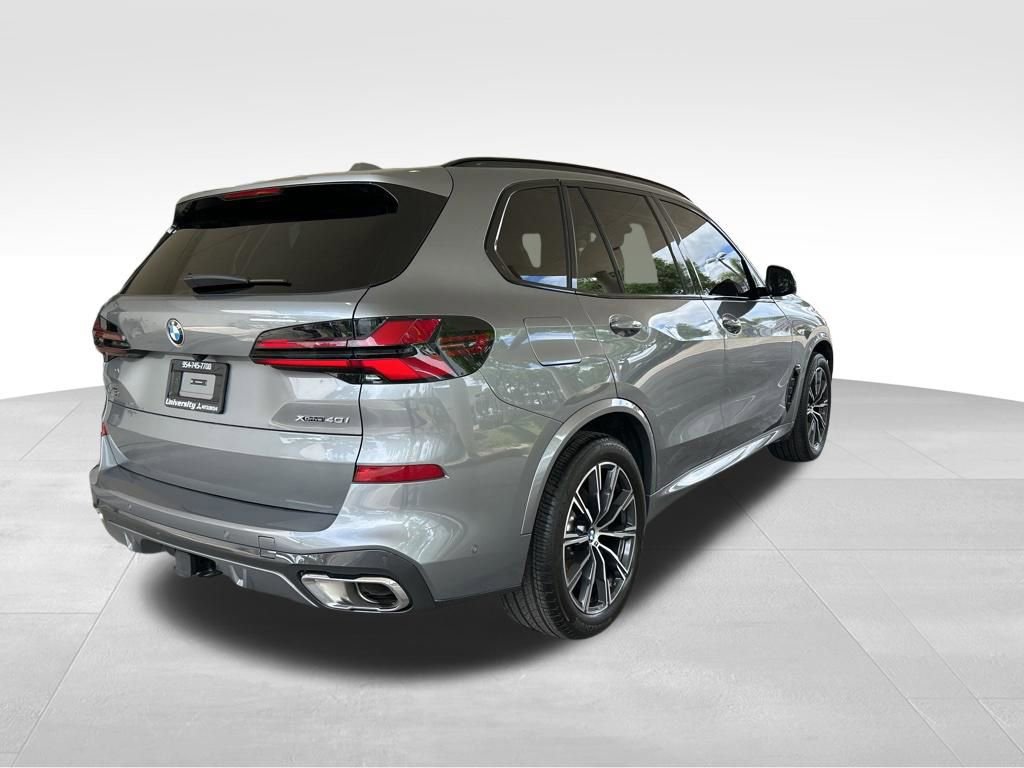 Used 2025 BMW X5 xDrive40i w/ M Sport Package image 3