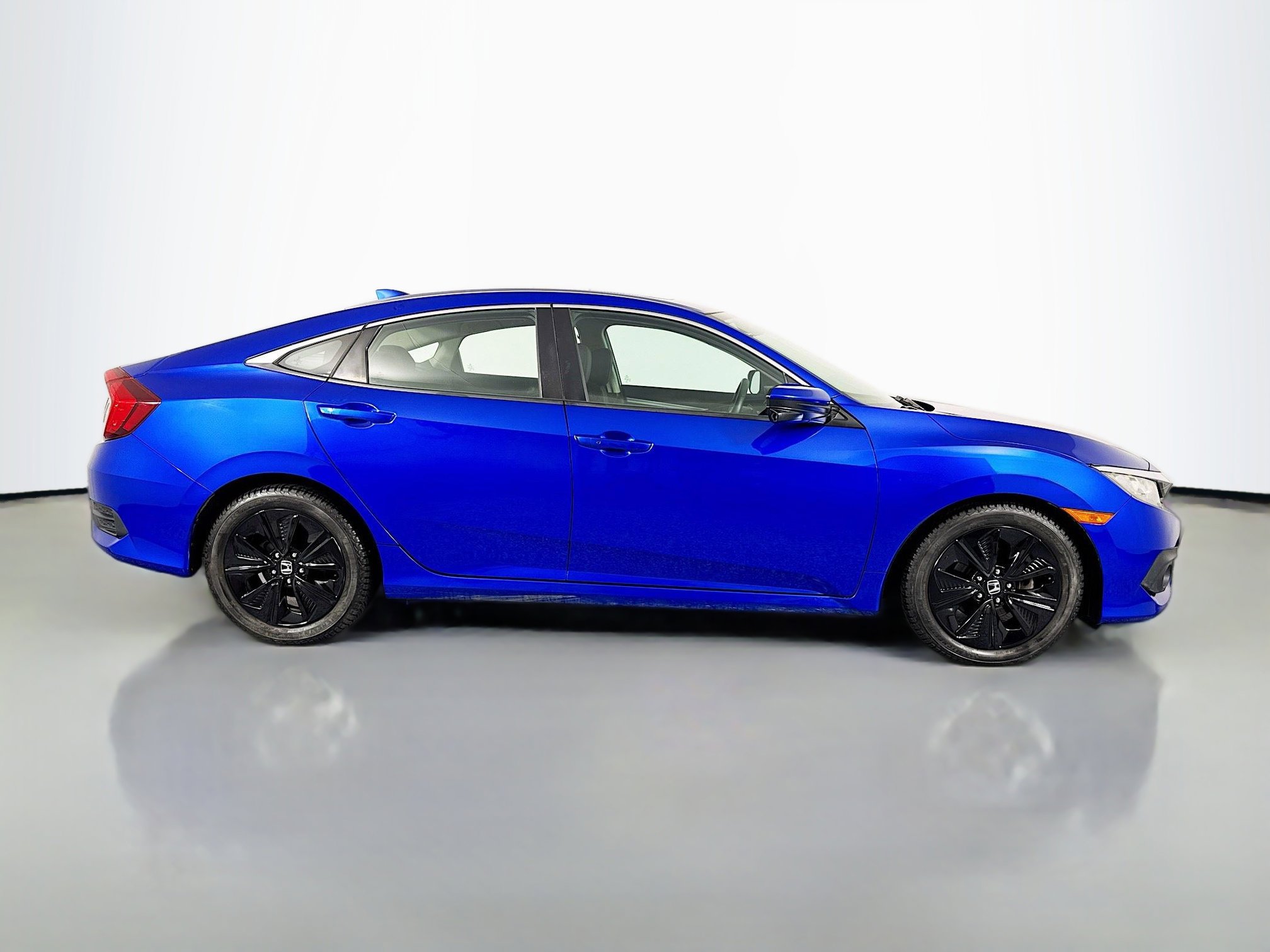 Used 2016 Honda Civic EX-T image 4