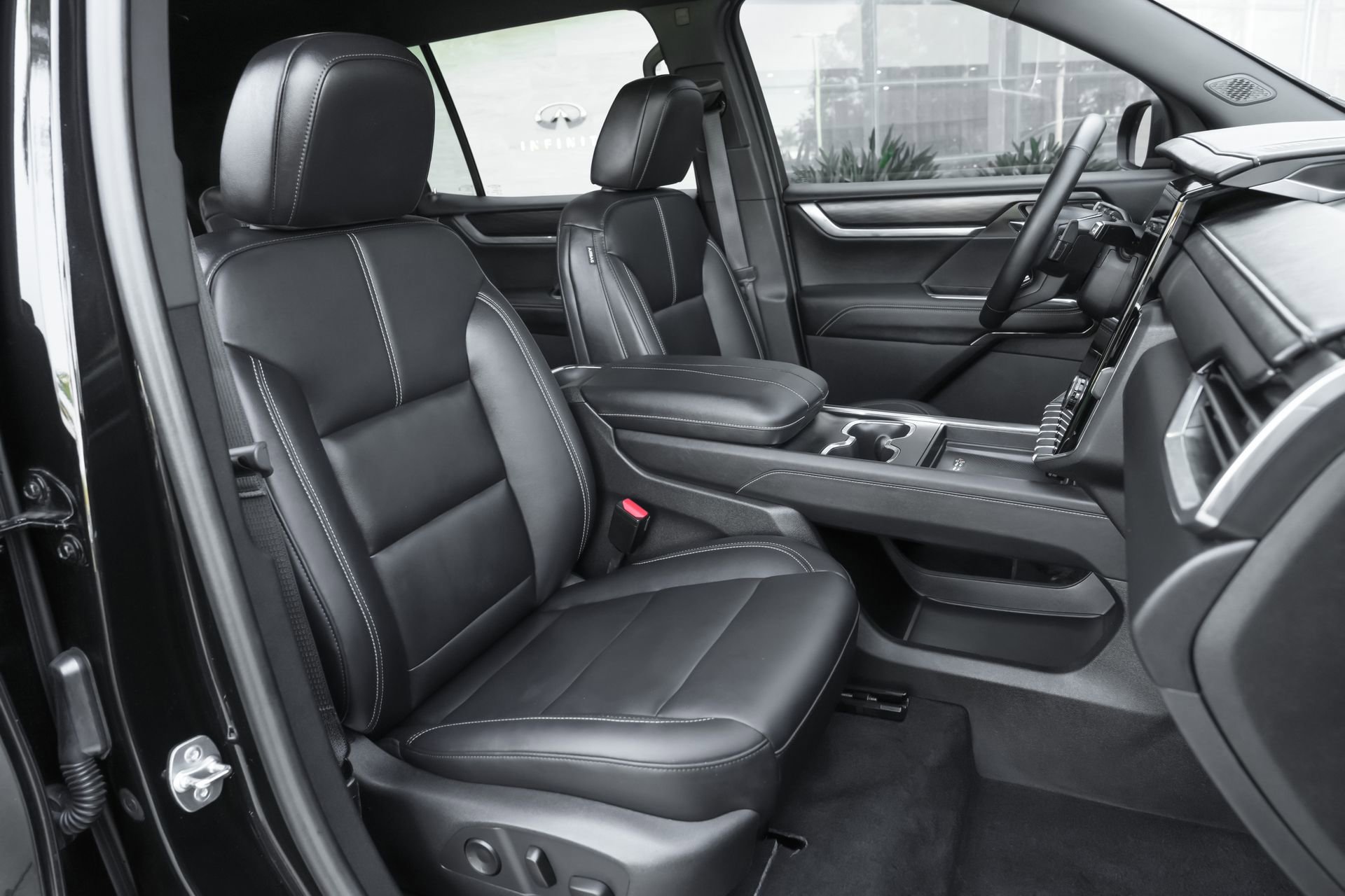 Used 2024 GMC Acadia Elevation image 41