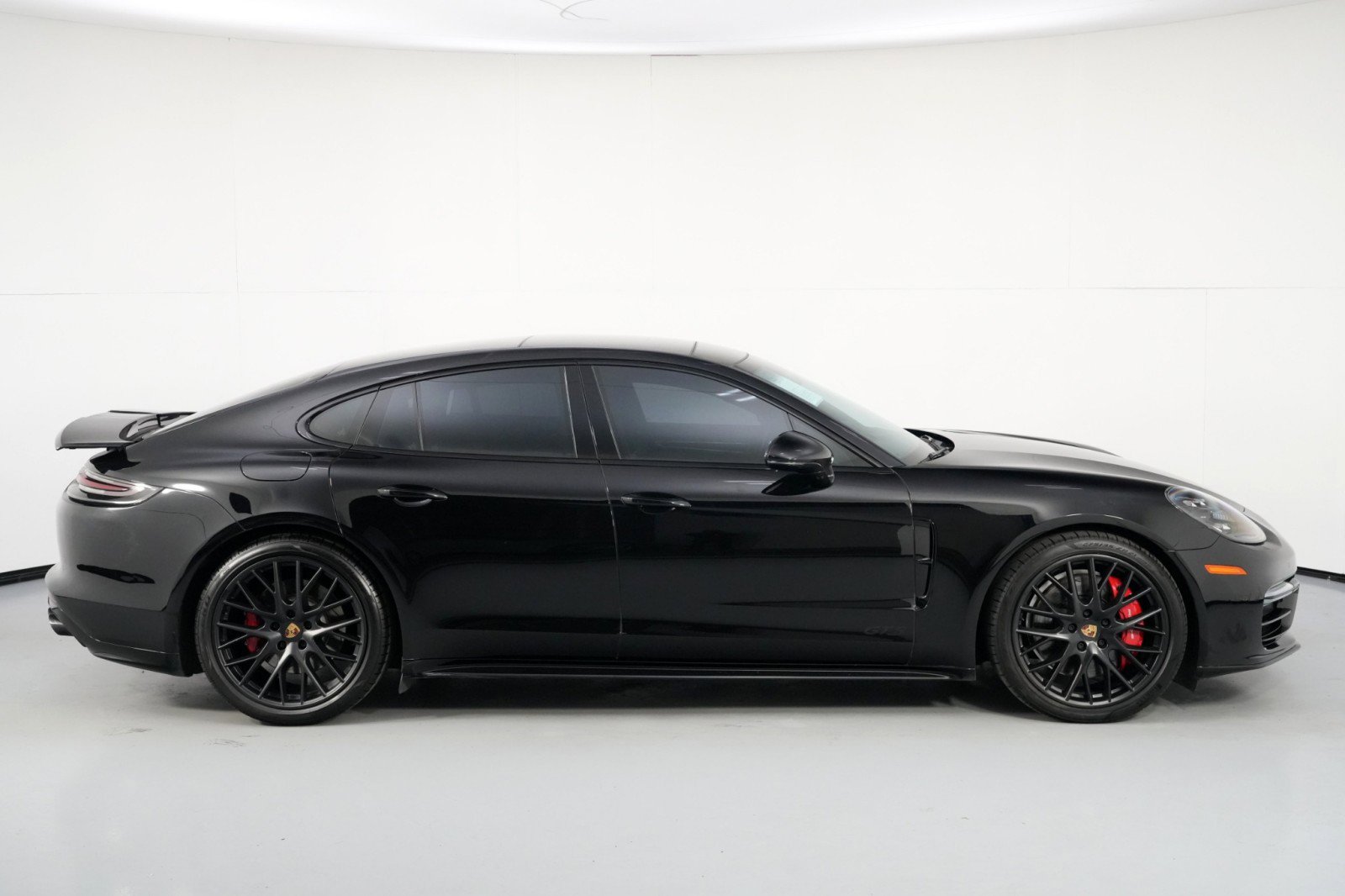 Used 2020 Porsche Panamera GTS w/ Premium Package Plus image 57