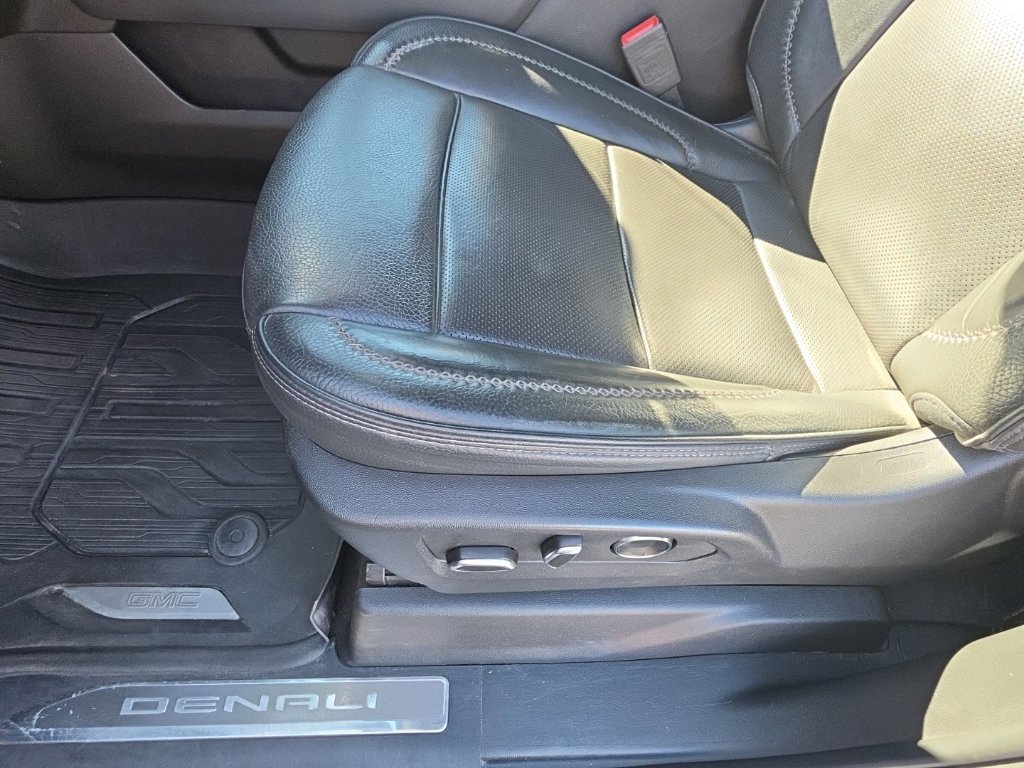 Certified 2025 GMC Sierra 1500 Denali AWD/4WD image 14