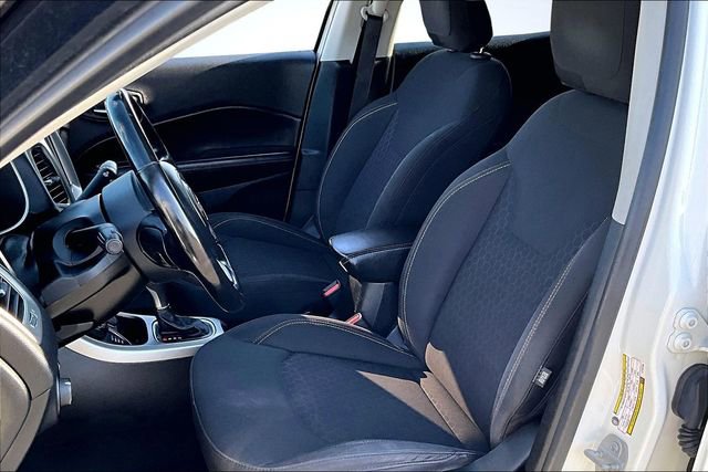 Used 2020 Jeep Compass Sport image 21