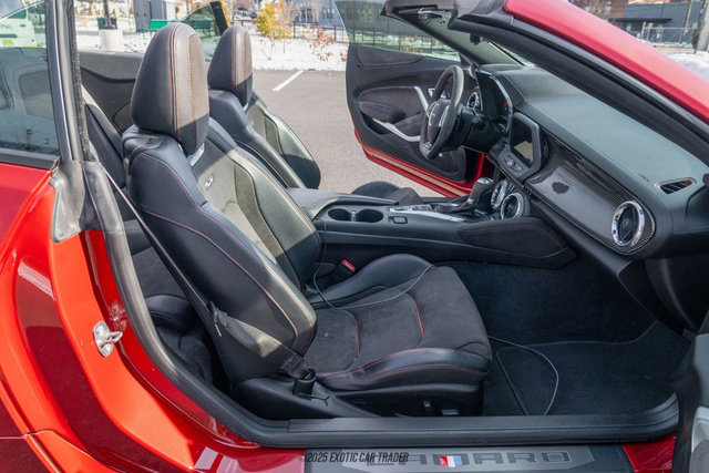 Used 2019 Chevrolet Camaro ZL1 image 39