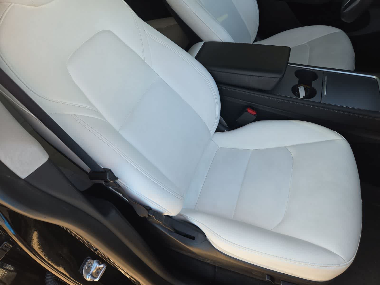 Used 2023 Tesla Model Y Long Range AWD/4WD image 22