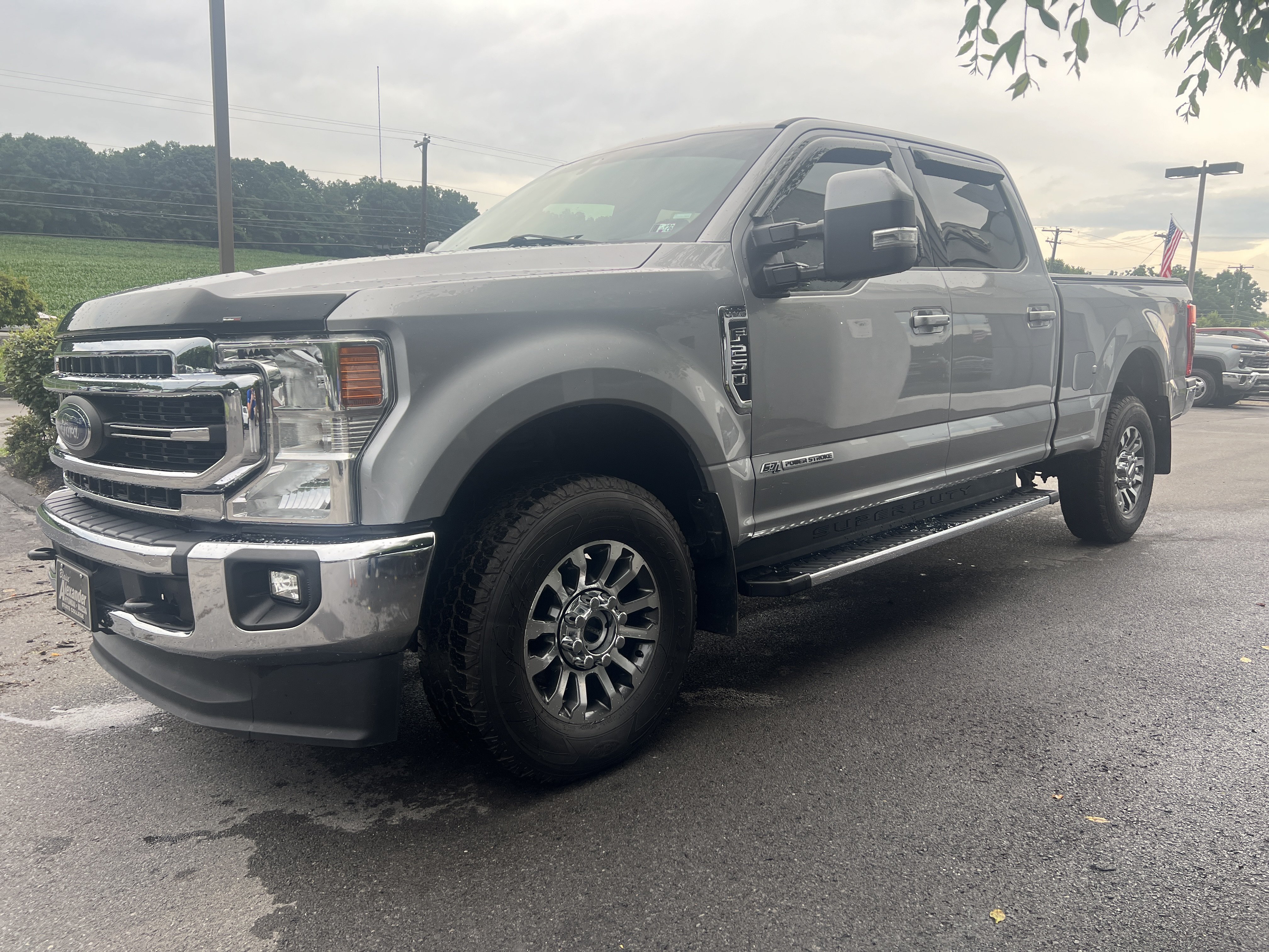 Used 2020 Ford F250 Lariat w/ Lariat Value Package AWD/4WD image 3