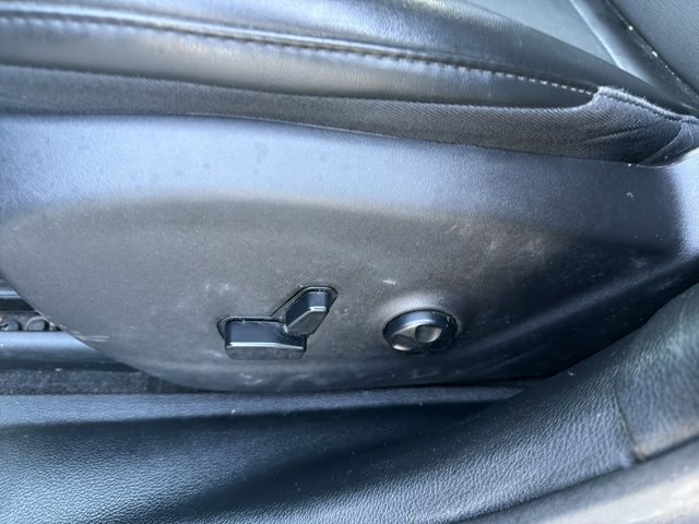 Used 2019 Jeep Cherokee Latitude Plus image 16