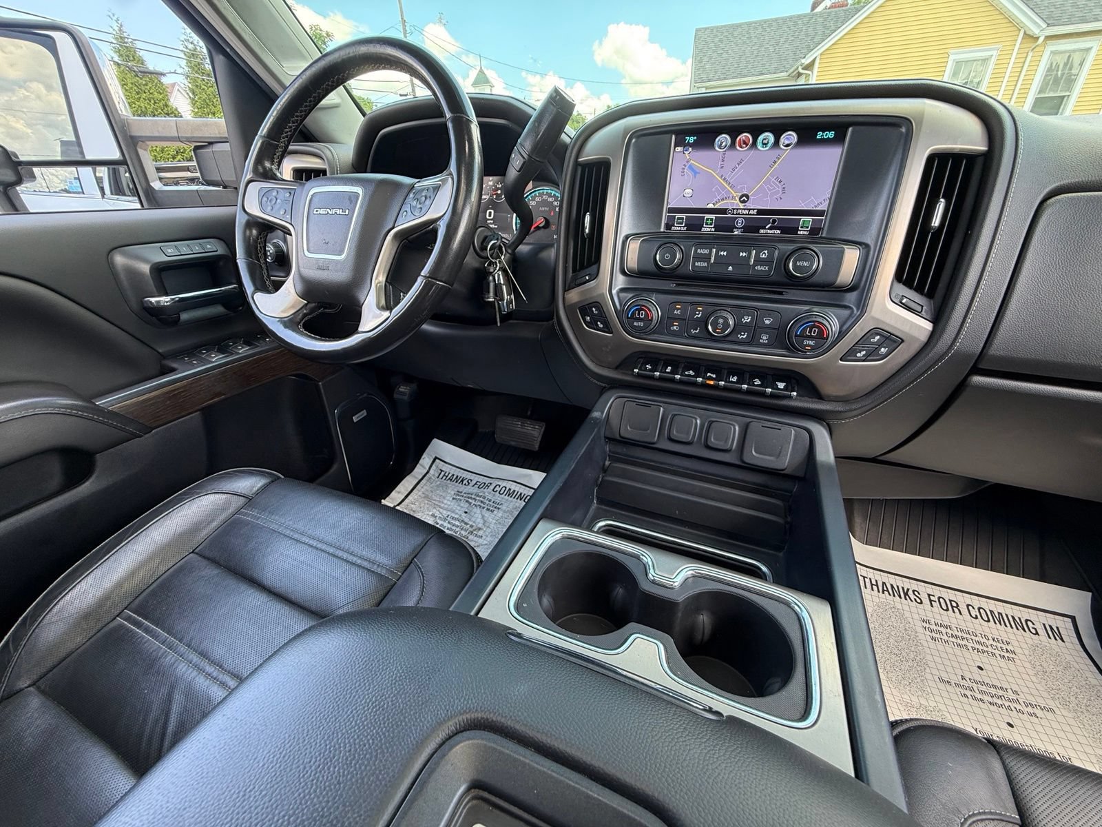 Used 2019 GMC Sierra 2500 Denali w/ Duramax Plus Package AWD/4WD image 3