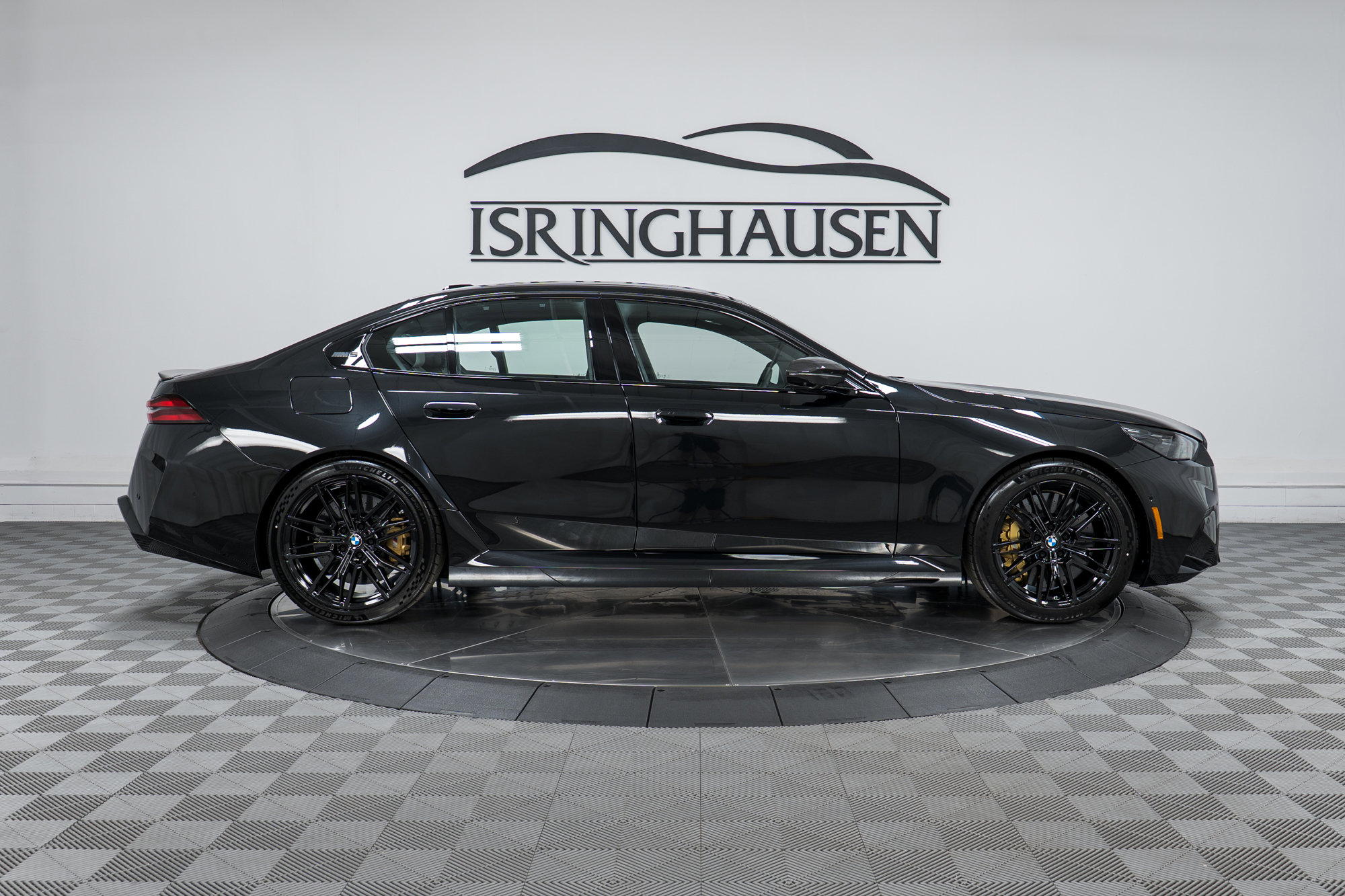 Used 2026 BMW M5 w/ Carbon Package image 4
