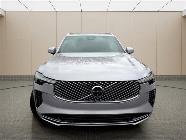 New 2026 Volvo XC90 B6 Plus w/ Protection Package Premier image 3