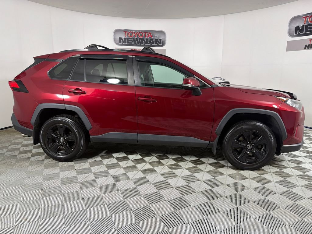 Used 2020 Toyota RAV4 XLE w/ Convenience Package AWD/4WD image 3