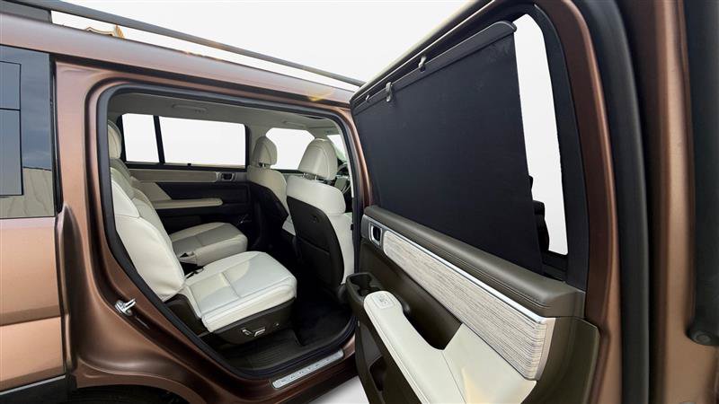 Used 2024 Hyundai Santa Fe Calligraphy FWD image 23