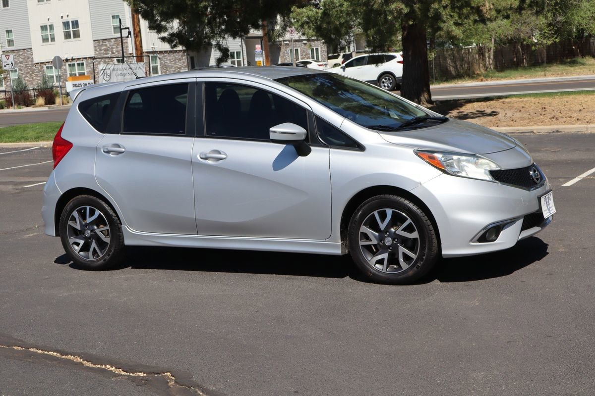 Used 2015 Nissan Versa Note SR w/ SR Convenience Package FWD image 2