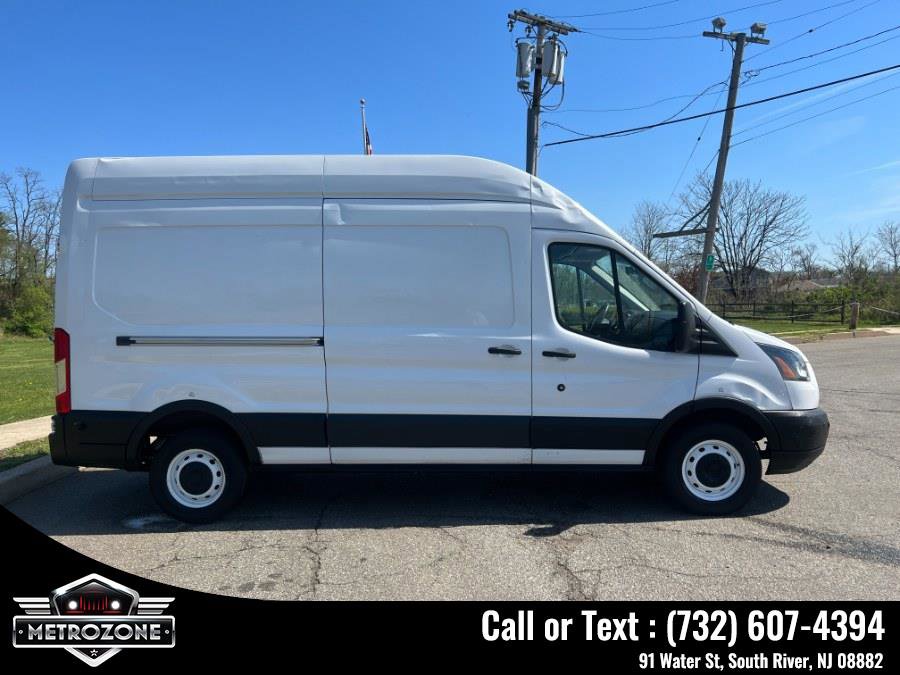 Used 2019 Ford Transit 250 148 High Roof image 5