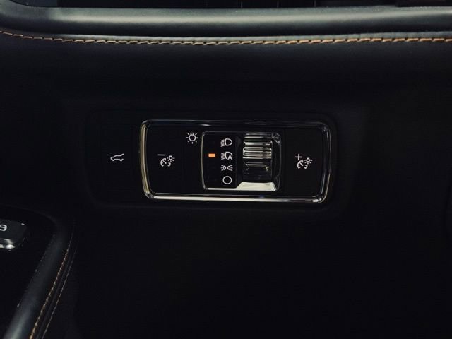 Certified 2025 Lincoln Aviator Black Label image 37