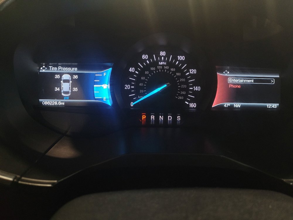 Used 2018 Ford Edge Titanium AWD/4WD image 23