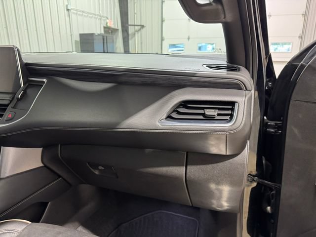Used 2021 GMC Yukon SLT w/ SLT Premium Package AWD/4WD image 26
