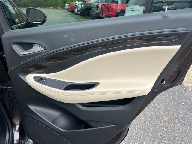Used 2020 Buick Envision Preferred FWD image 13