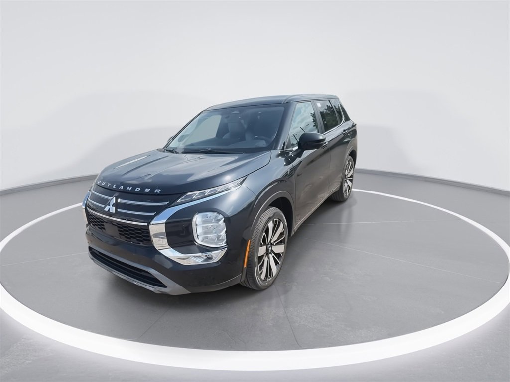 New 2025 Mitsubishi Outlander SE image 4