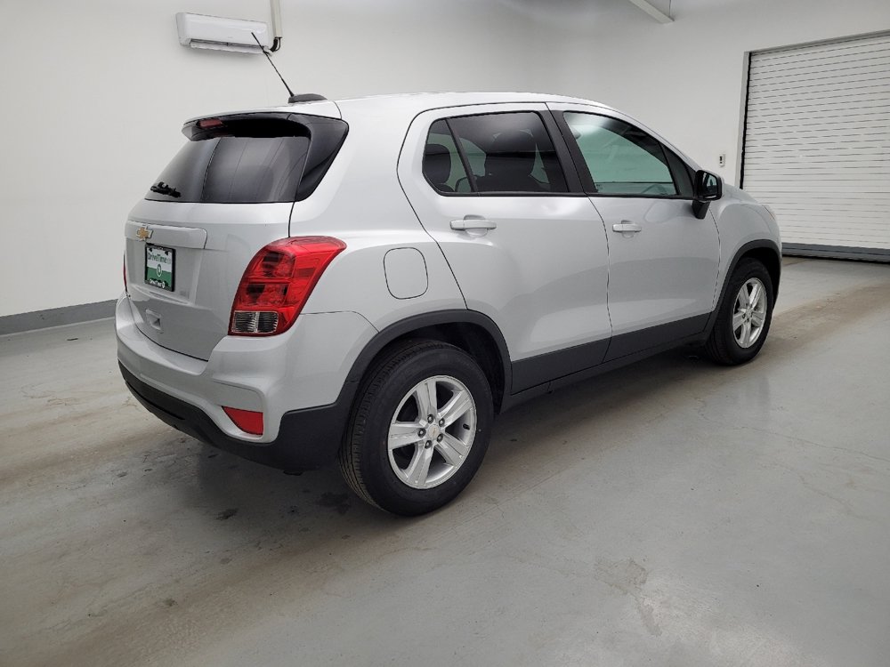 Used 2021 Chevrolet Trax LS w/ Tint and Cruise Package FWD image 10