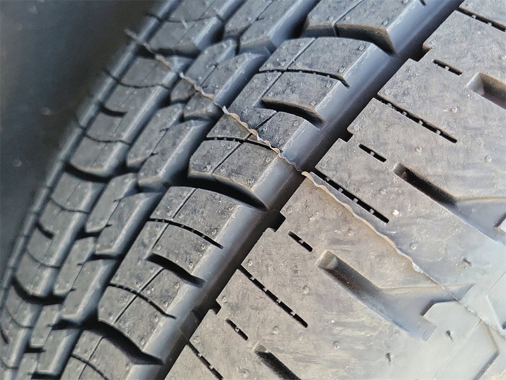 Certified 2022 Chevrolet Traverse Premier w/ Redline Edition image 29