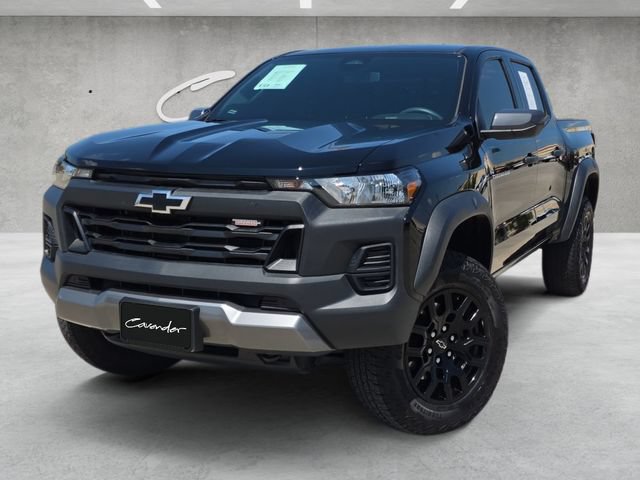 Used 2025 Chevrolet Colorado Trail Boss AWD/4WD image 1