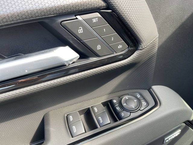 New 2026 Chevrolet Silverado 2500 ZR2 w/ LPO, Dark Essentials Package AWD/4WD image 13