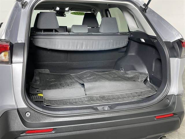 Certified 2022 Toyota RAV4 LE image 21