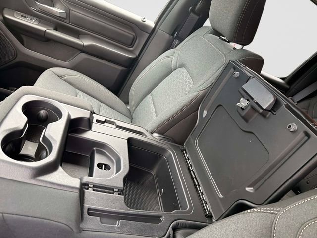 New 2026 RAM 1500 Classic Warlock AWD/4WD image 27