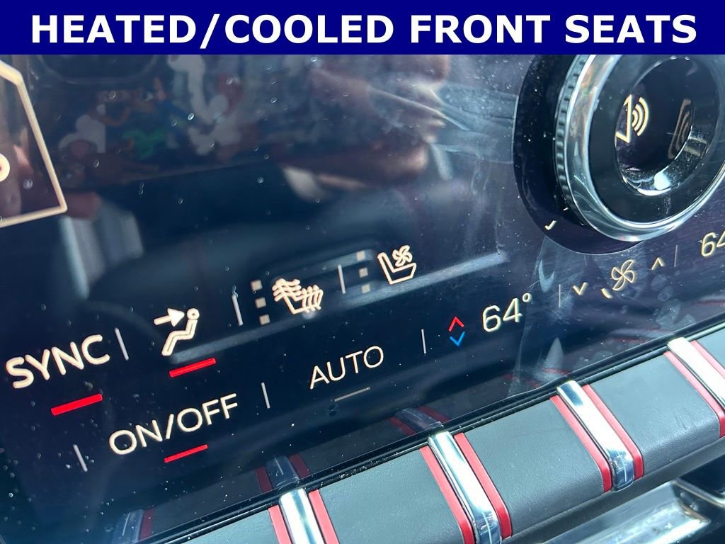 Used 2025 GMC Yukon XL AT4 Ultimate w/ LPO, AT4 Appearance Package AWD/4WD image 7